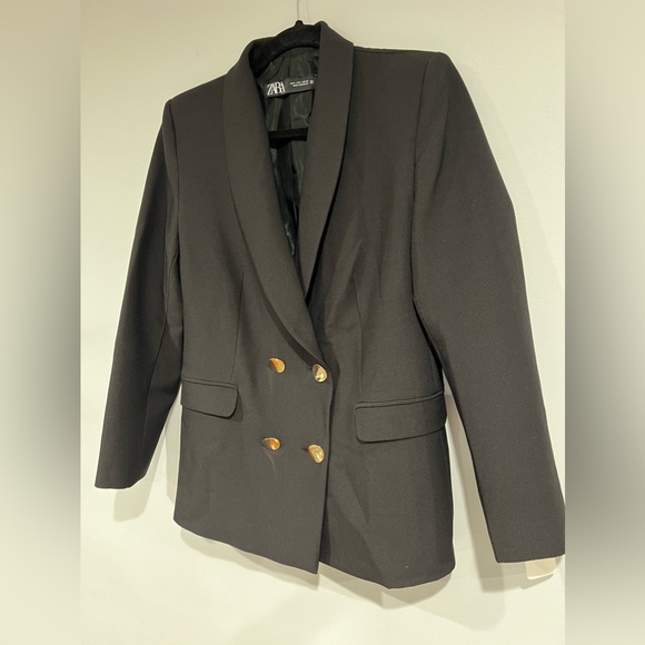Zara double  breasted blazer with gold button - Picture 9 of 12